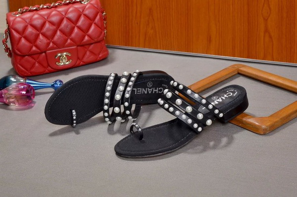 CHANEL Slippers Women--047